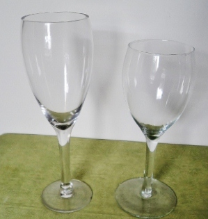 ../IMAGENS/MARIANA/tulipa2.jpg ../IMAGENS/MARIANA/tulipa2.jpg